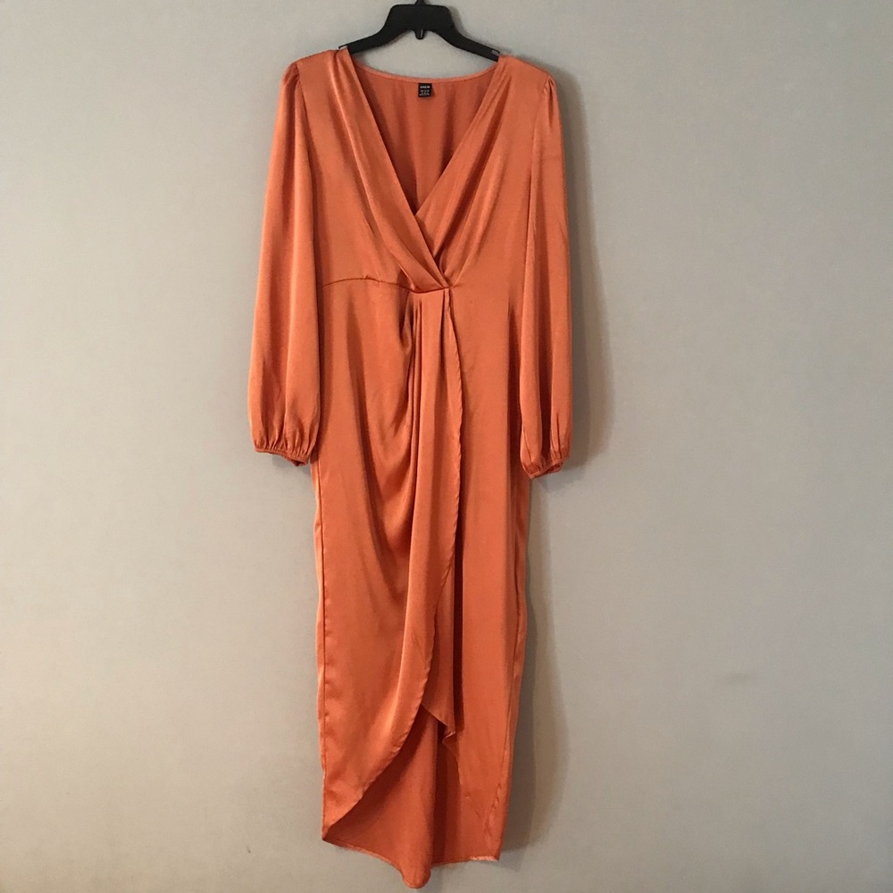 Satin Maxi Dress. Lantern Sleeves. Size XL. Wedding Guest Dres.